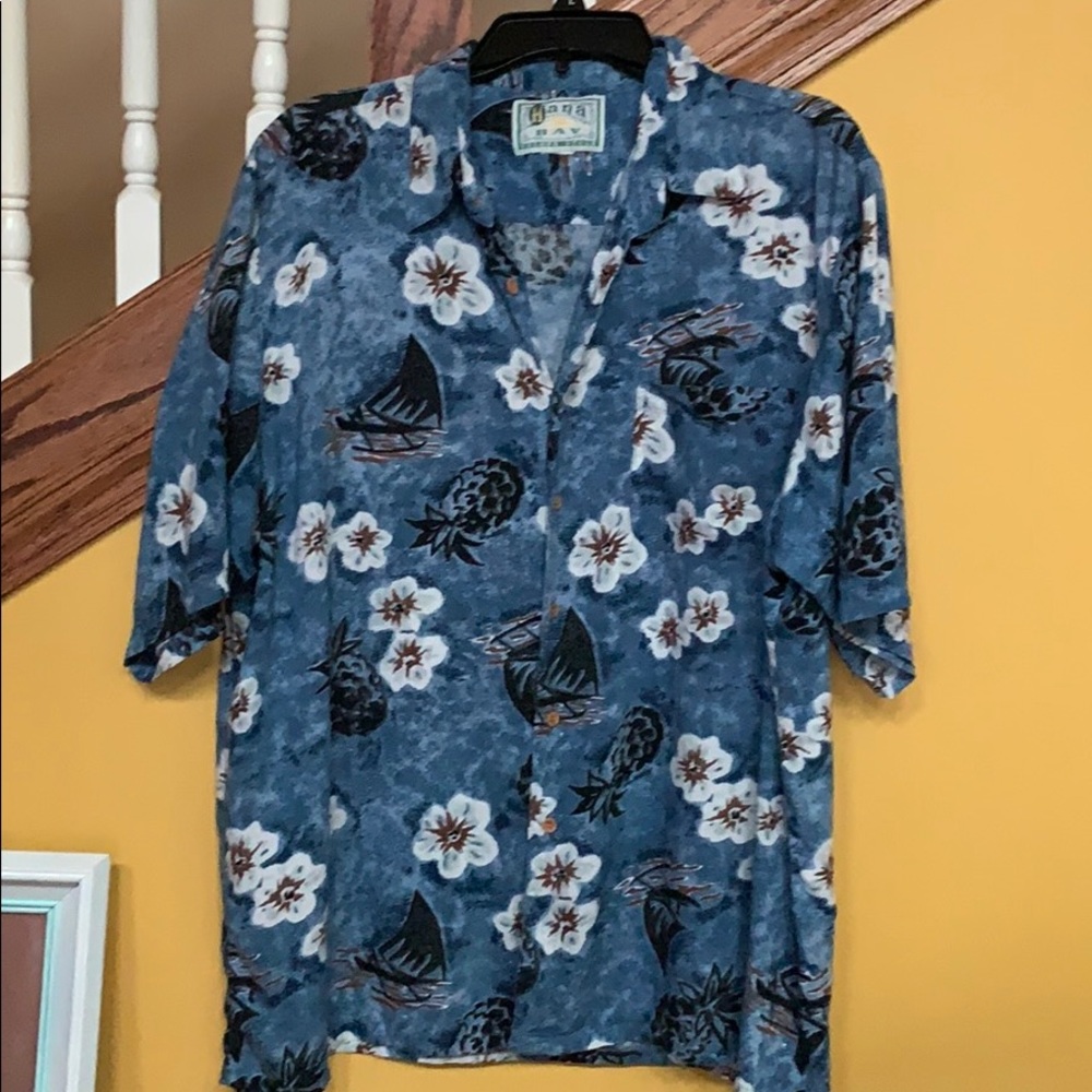 Hana Bay Hawaii Shirt with Pocket.